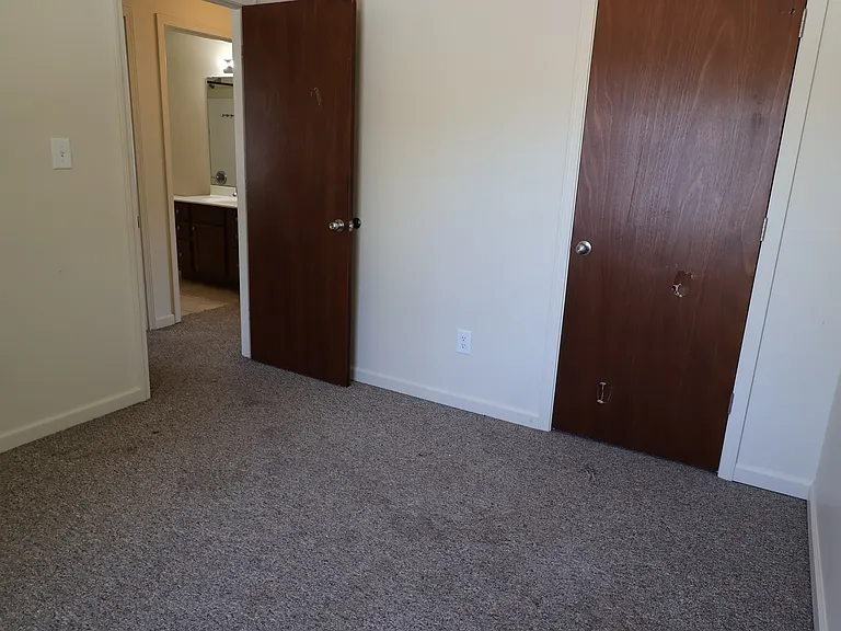 1427 Sycamore St #1 — Photo 35