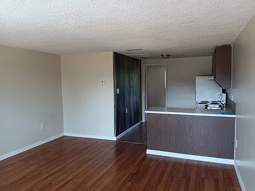 4809 Grand Blvd Photo 1