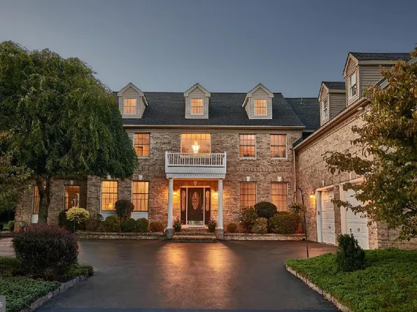 8 Carney Way, Hamilton, NJ 08620
