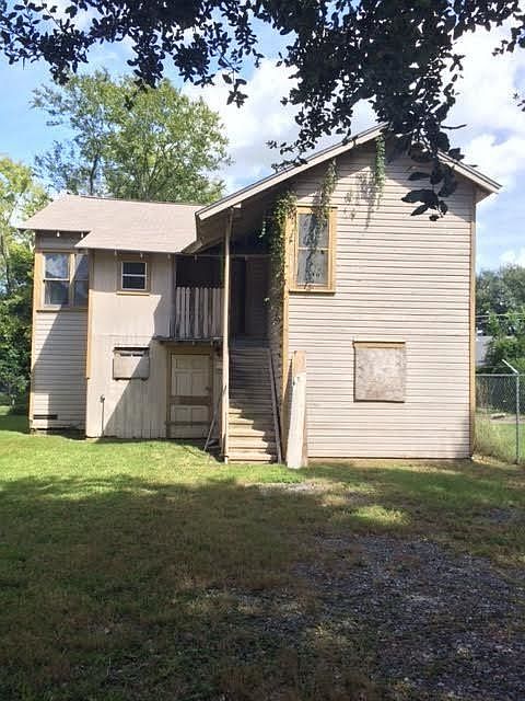 1st image of 2390 Linson St