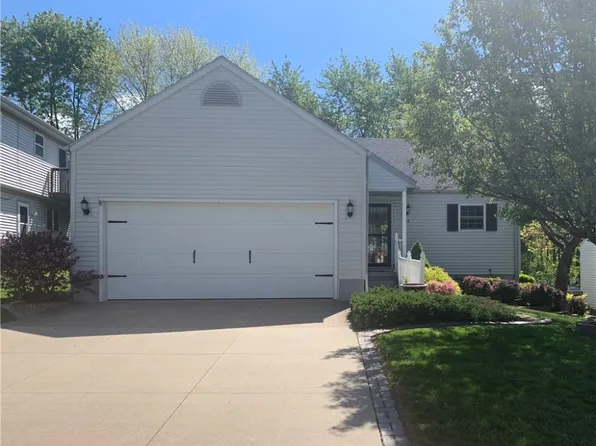3118 Colorado Dr, Decatur, IL 62526