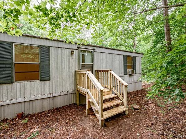 191 Corner Rd, Green Bay, VA 23942