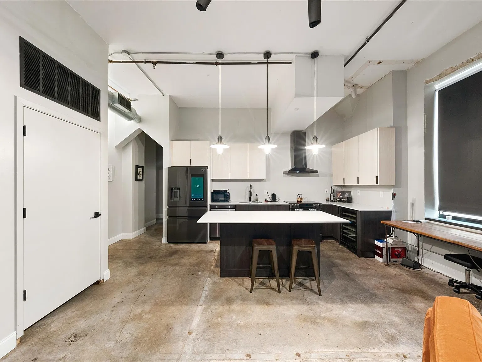 1 bed, 1.0 bath, 787 sqft, $1,800 — Photo 3