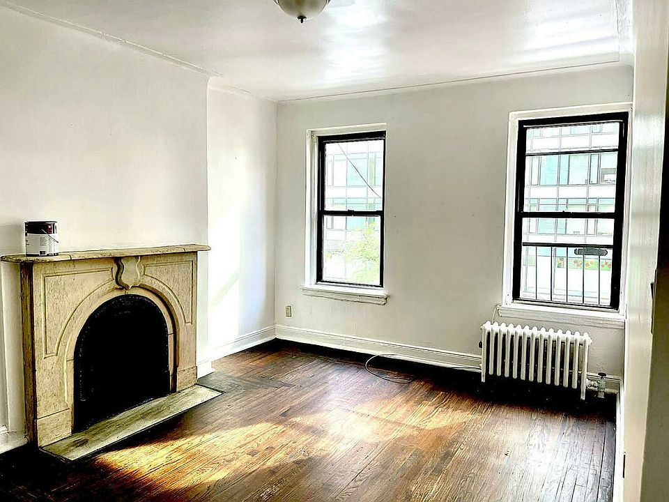 1st image of 1072 2nd Ave #4F