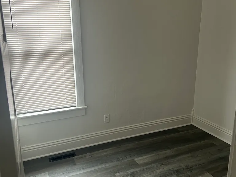 529 Main St #1 — Photo 4