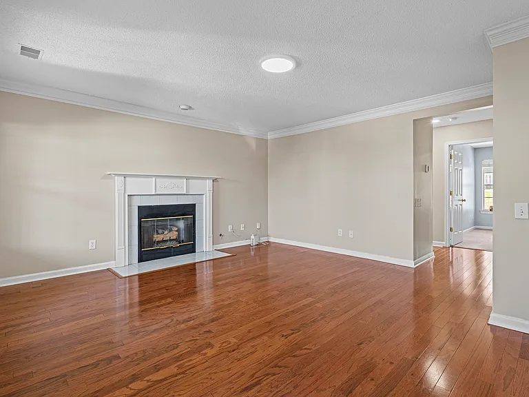 118 Saddlechase Ln #1 — Photo 3