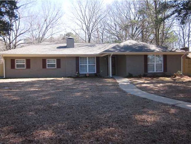 1st image of 4921 Oak Leaf Dr