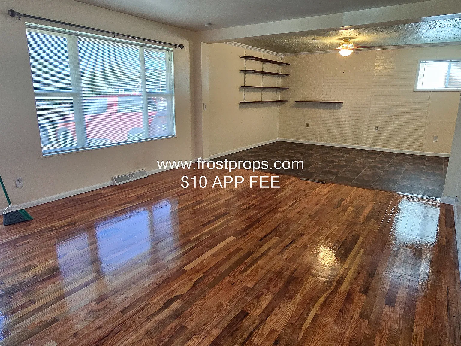 3 bed, 1269 sqft, $895 — Photo 3