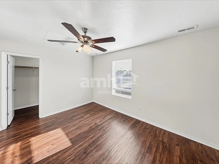 4716 Keepsake Ave — Photo 9