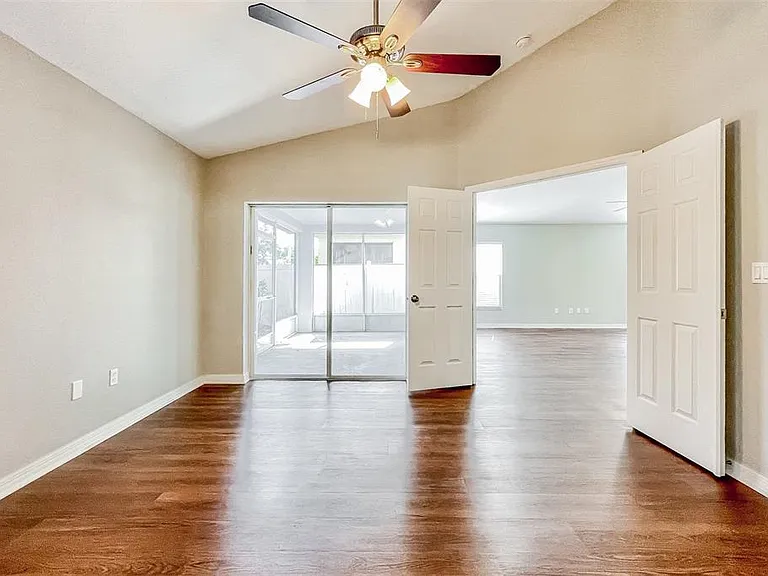 2162 Brandon Park Cir — Photo 33