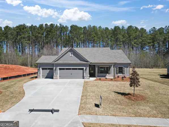 236 Weslyn Dr, Social Circle, GA 30025