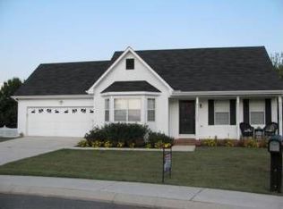 2050 Summer Breeze Cir NE, Cleveland, TN 37323
