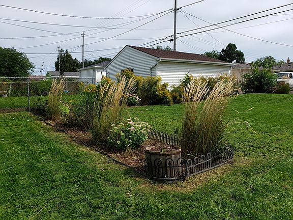 3rd image of 3839 E Squire Ave