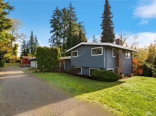 11015 Airport Rd, Everett, WA 98204