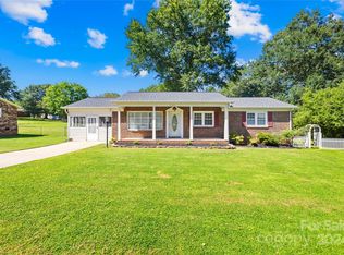 5103 Spring Ln, Shelby, NC 28152