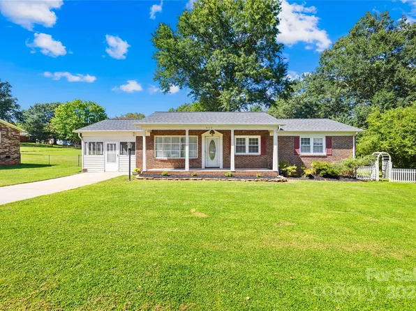 5103 Spring Ln, Shelby, NC 28152