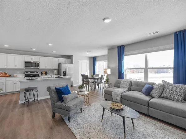 2112 Bugge Dr, Adel, IA 50003