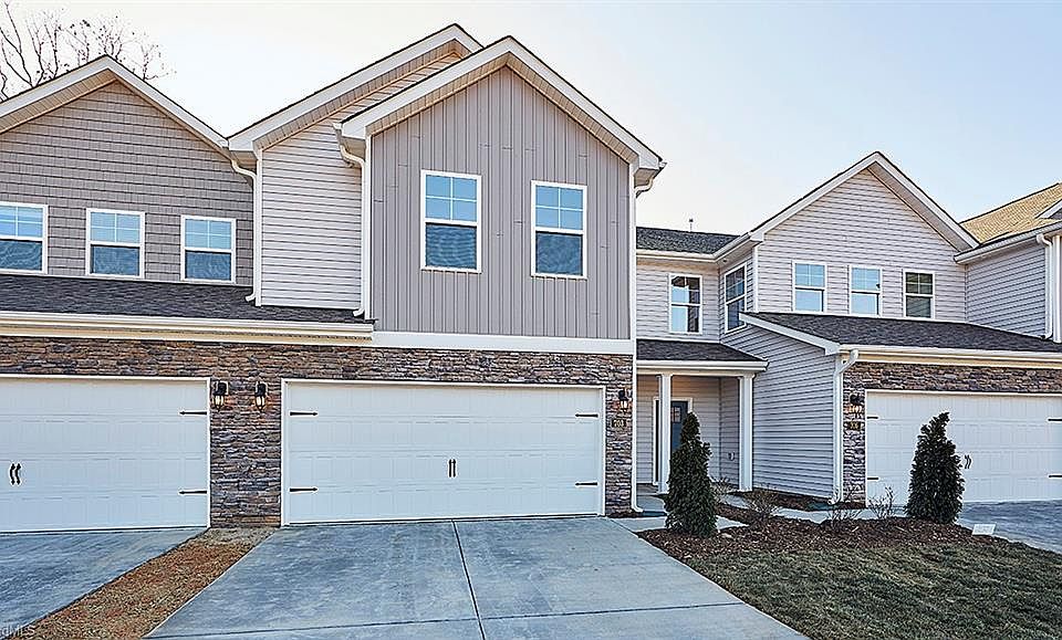 1st image of 102 Brody Way #8