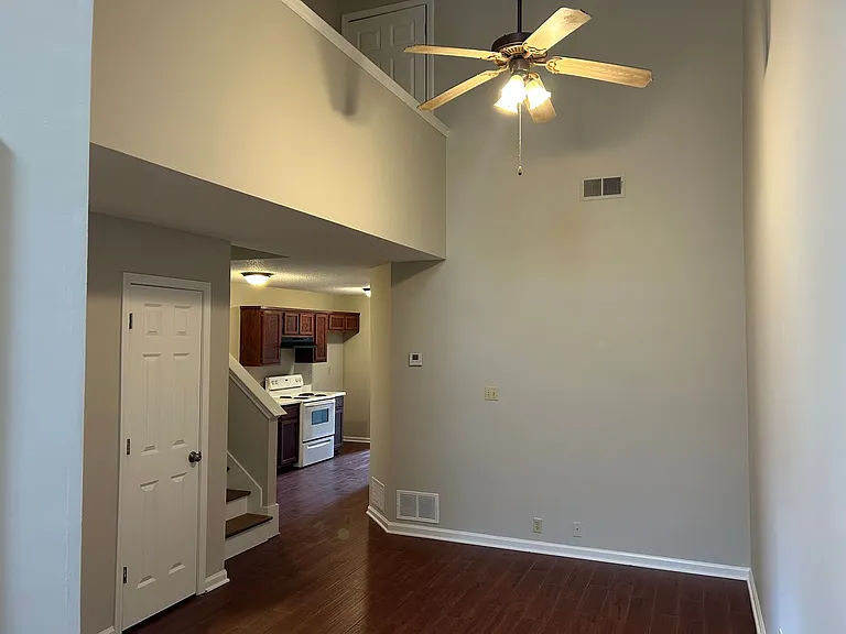 7311 Madelyn Cv — Photo 8