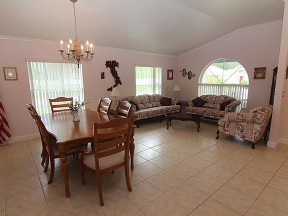 3rd image of 15432 Lake Bella Vista Dr