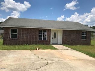 1315 Ruthie Ave, Wiggins, MS 39577