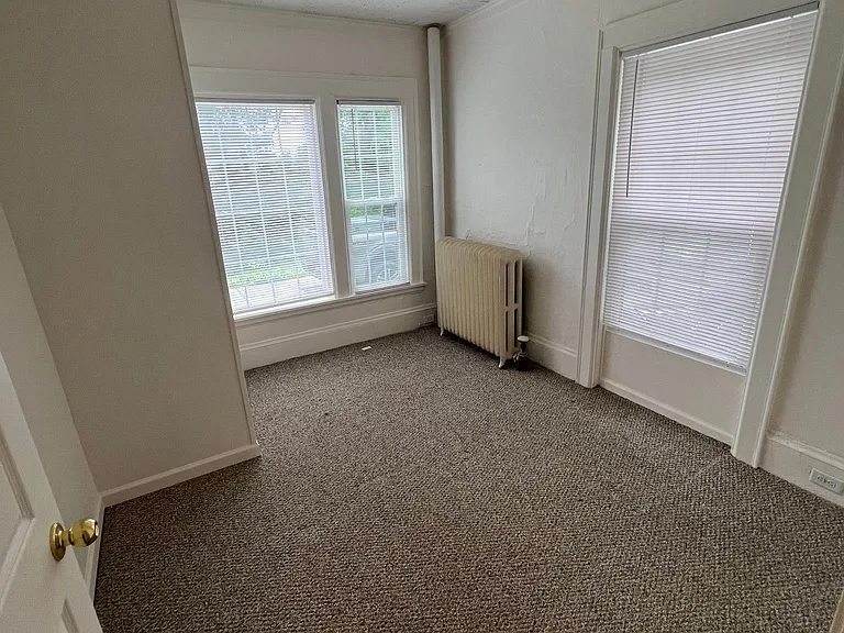 509 Wyckoff Rd #6 — Photo 7