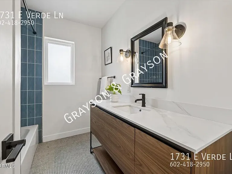 1731 E Verde Ln — Photo 15