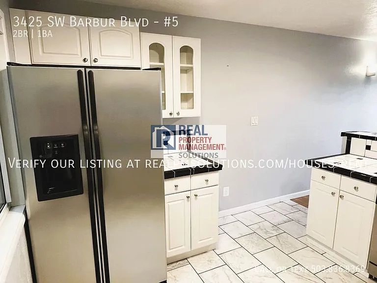 3425 SW Barbur Blvd #5 — Photo 13
