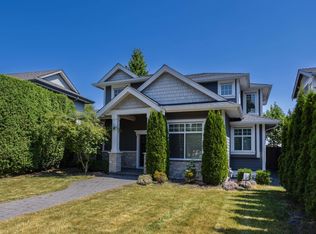2202 Madrona Pl, Surrey, BC V4A7Z4
