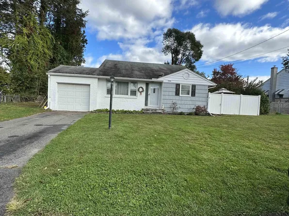 70 Watson Lane, Kingston, NY 12401