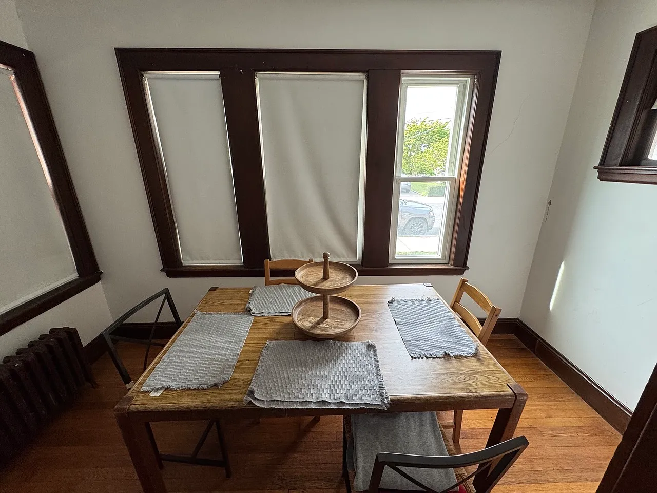 3 bed, 1000 sqft, $4,300 — Photo 4