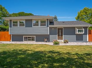 800 Maple Ave, Lisle, IL 60532