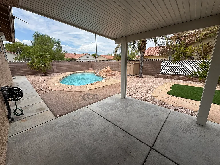 8316 Gillette St — Photo 24