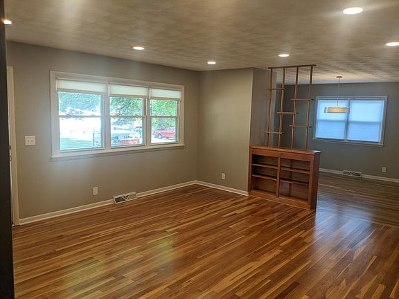 2nd image of 3061 S 49th St