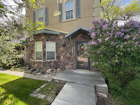 2nd image of 328 S Lobban Ave