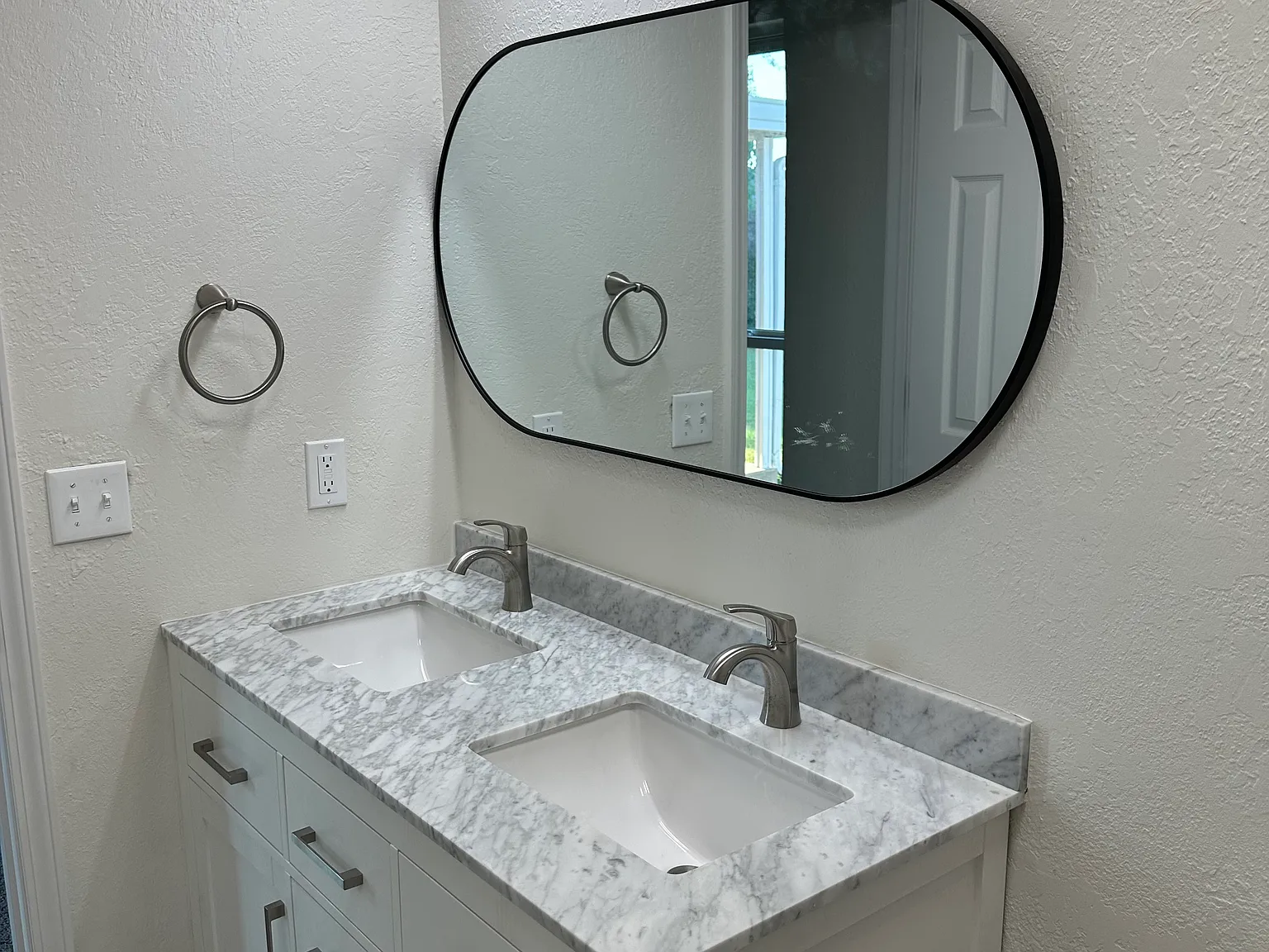3 bed, 1612 sqft, $1,800 — Photo 3