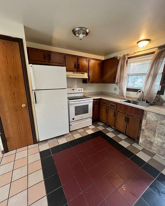 1st image of 542 Spinnaker Ln #542