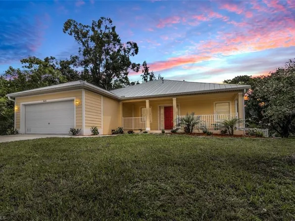 3020 Magdalina Dr, Punta Gorda, FL 33950