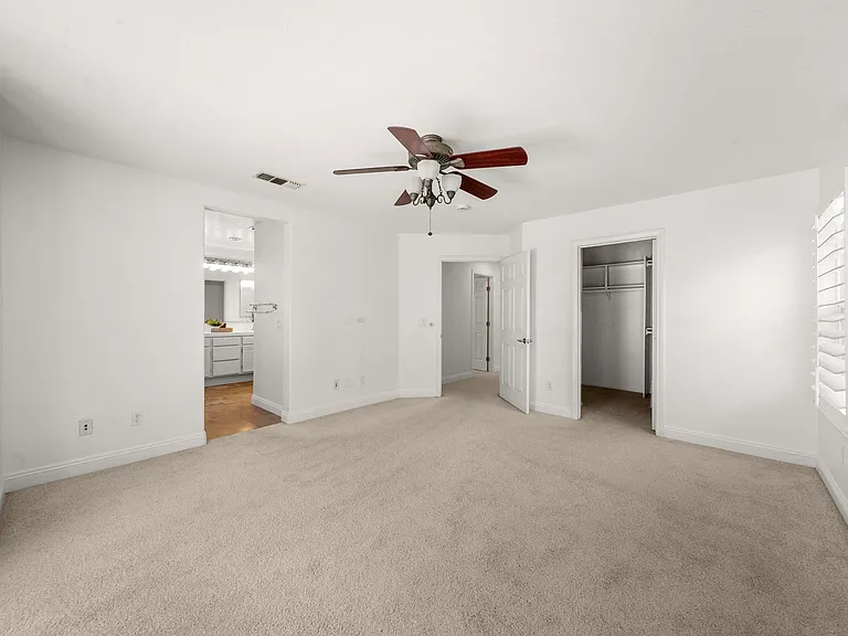 1546 Black Walnut Dr — Photo 27