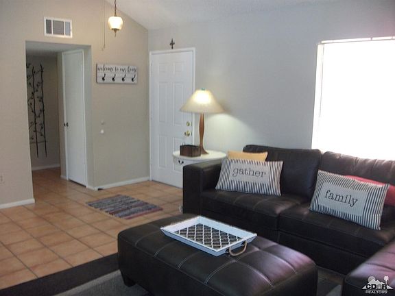 4th image of 49409 Eisenhower Dr #42