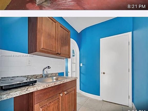 2nd image of 613 Sharar Ave #3