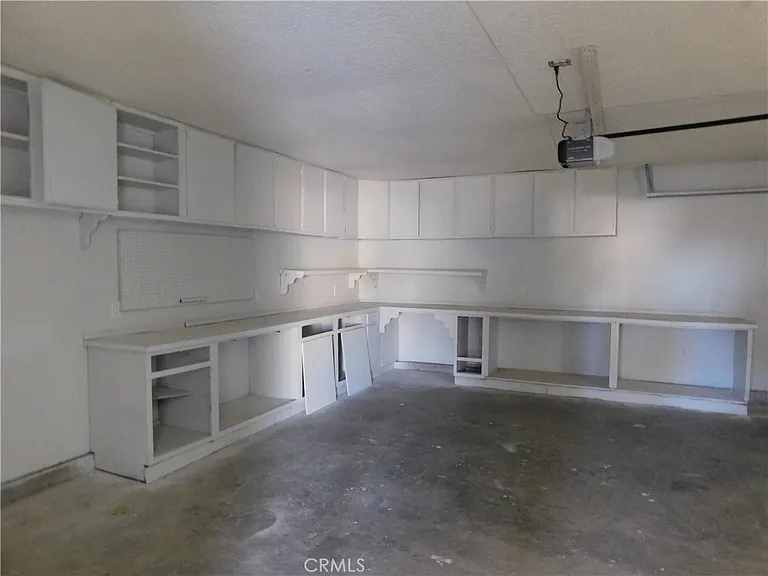 21306 Bancroft Ct — Photo 9