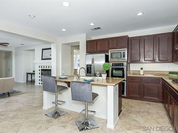 5th image of 7460 Eastridge Dr