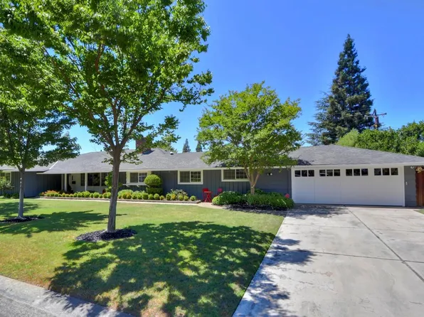 1209 El Toro Way, Sacramento, CA 95864
