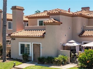 704 Lake St APT 62, Huntington Beach, CA 92648