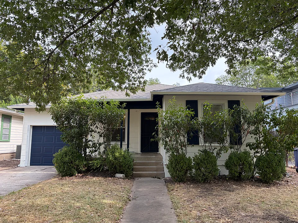 1510 W Saint Johns Ave