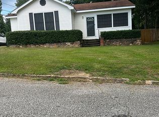 113 Hill St, Valley, AL 36854