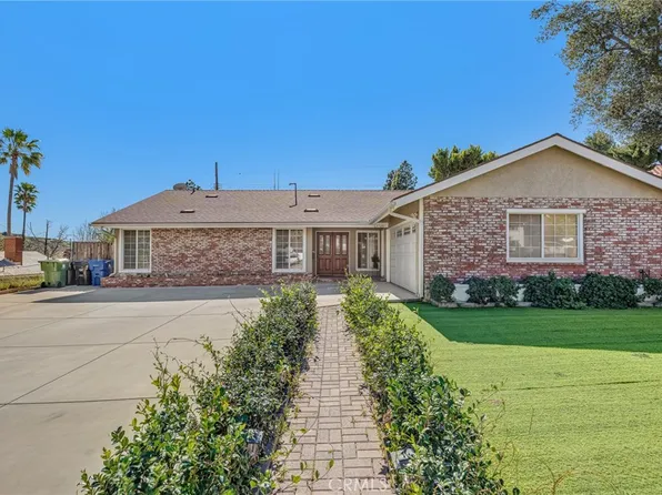 13719 Gavina Ave, Sylmar, CA 91342