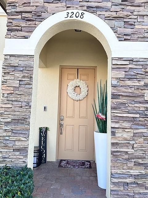1st image of 3208 SE 5th Ct