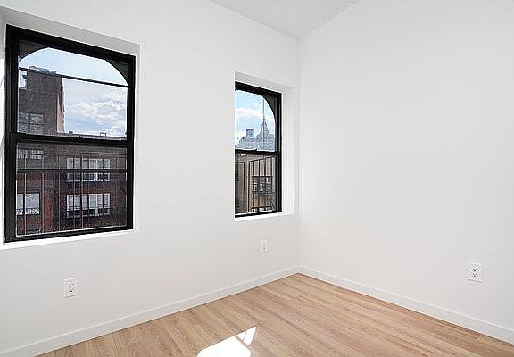 5th image of 151 E 30th St Floor 2